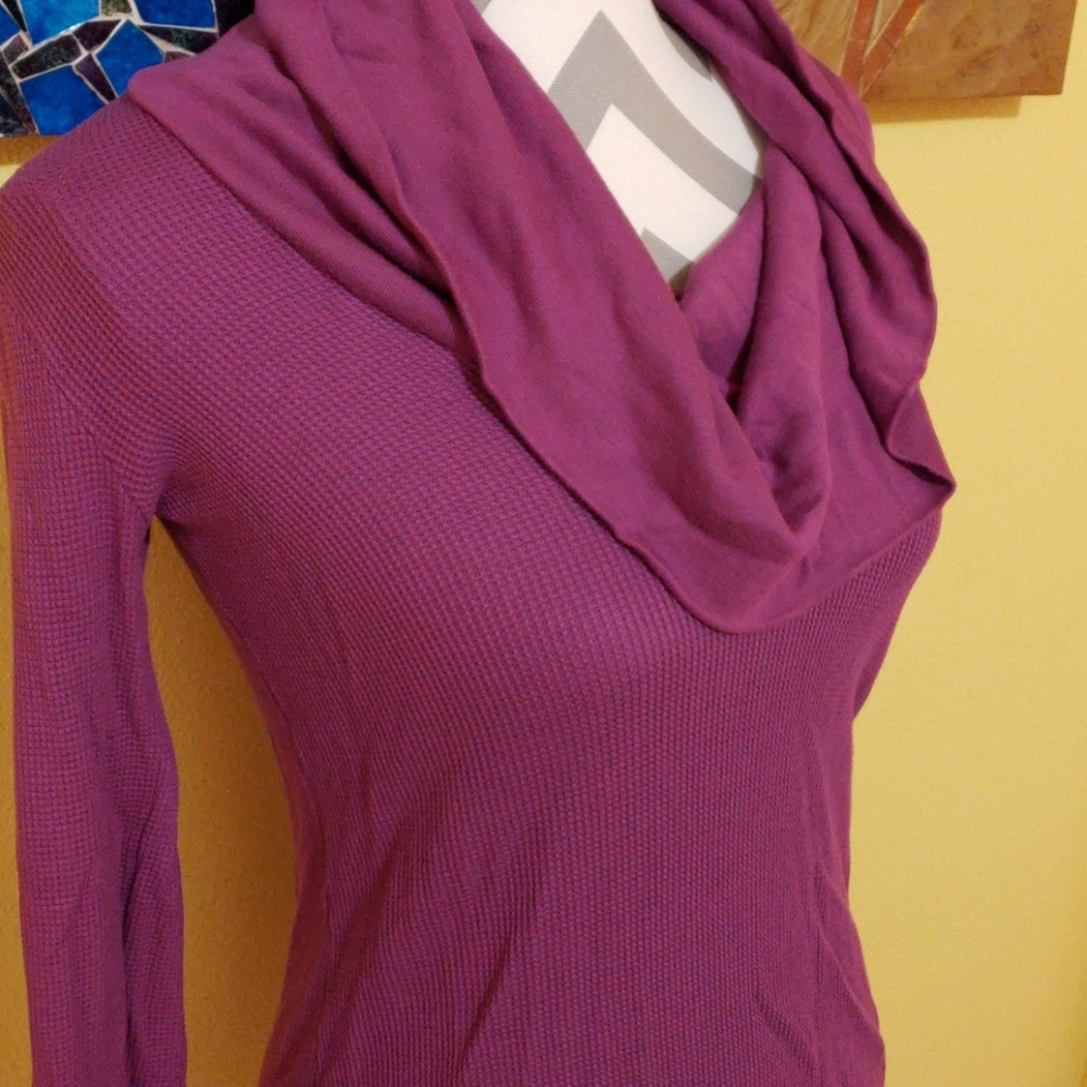Funnel neck top - Picture 2 of 2